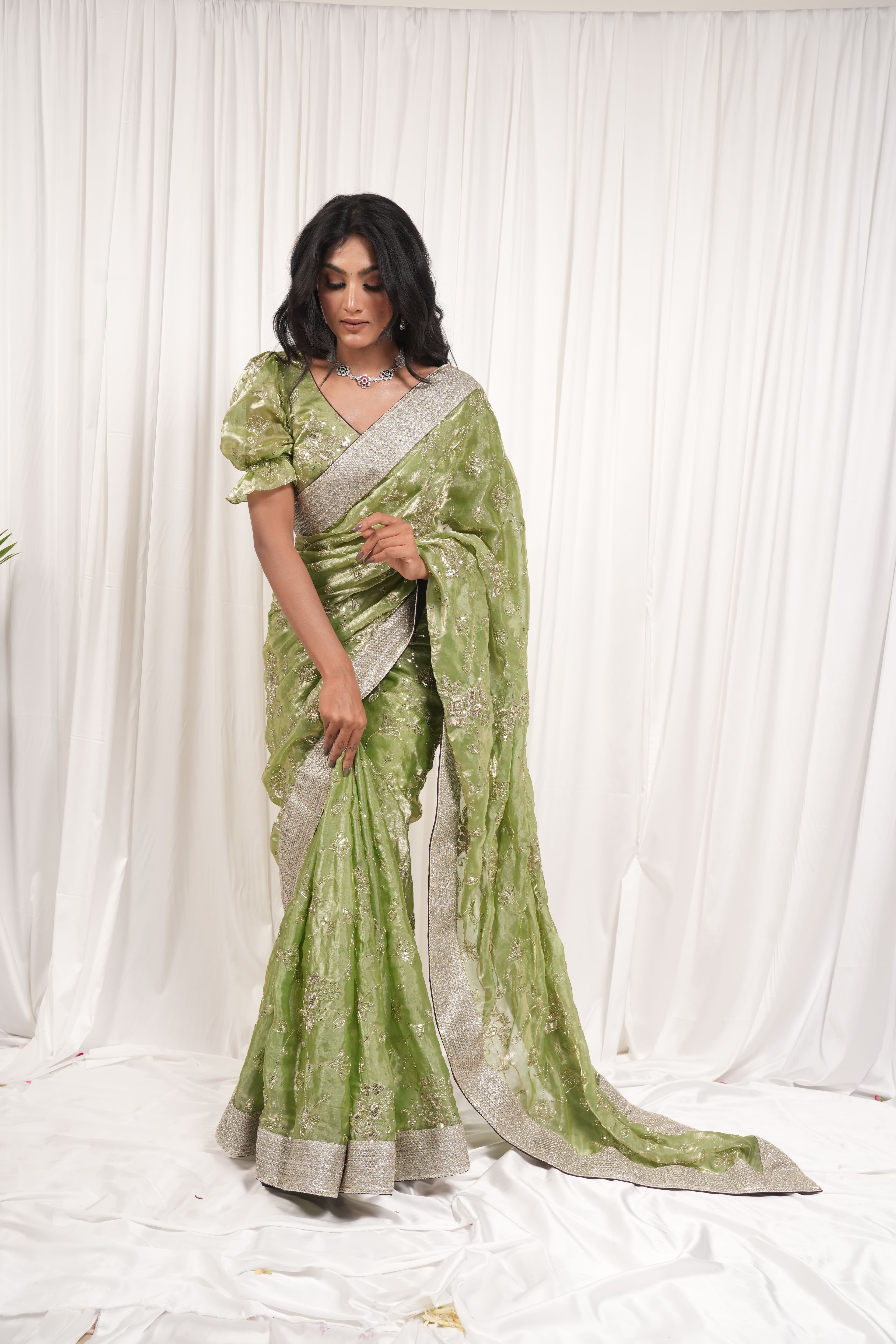 Not your avagrage green saree 3
