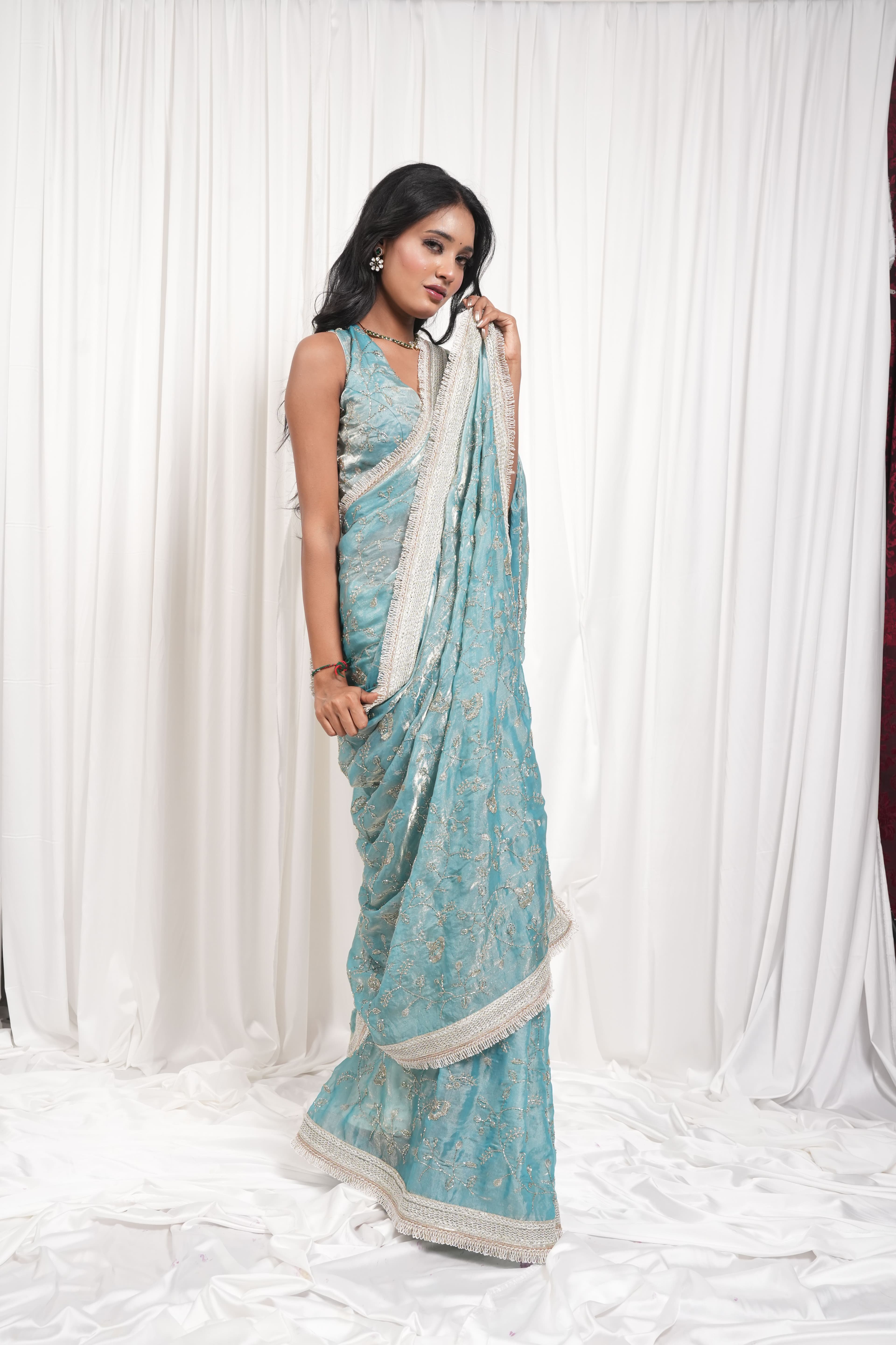 The firozi ishq saree